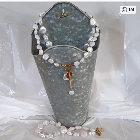 Rustic Galvanized Metal Wall Planters - Picture 5 of 5